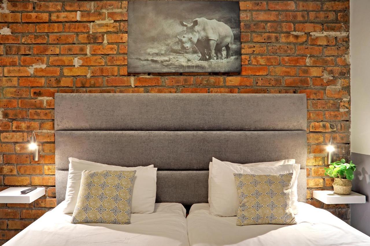 The Rhino Hotel & Apartments Kaapstad Buitenkant foto